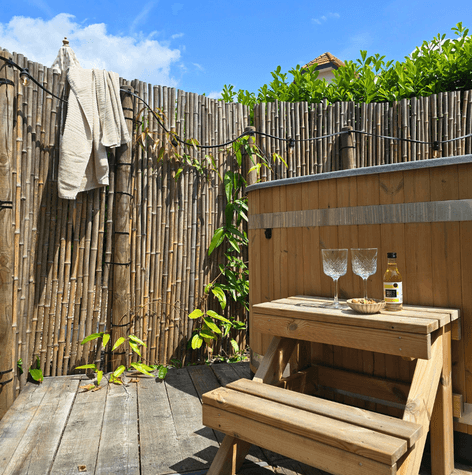 Tiny house glamping unieke getaway Zuid Limburg met hottub (7)